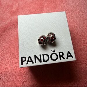 Hearts Round Pandora Clip x2